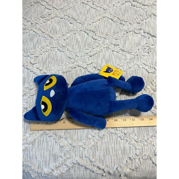 Kohl's Cares Pete The Cat, Blue Plush Red Heart - Picture 4 of 4